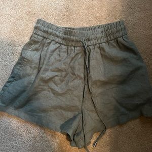 Zara green baggy short size x small new with tags